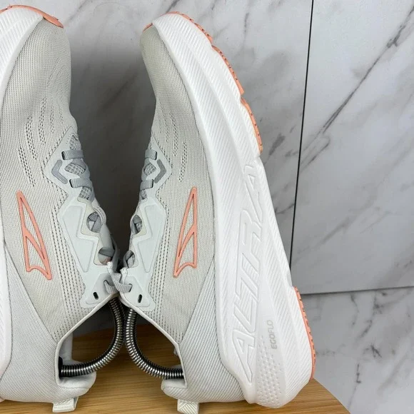 Altra FWD VIA Womens Size 10 Light Gray Running Walk Gym Shoes AL0A85PW224 - Picture 6 of 12